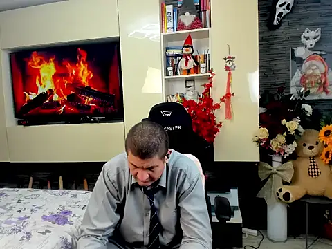 SpartacusDaddy48 online show from March 8, 2:04 am