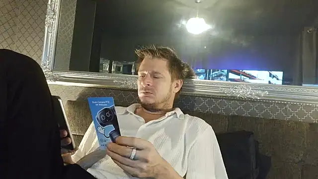 davenudistplaypalace online show from November 3, 6:32 pm