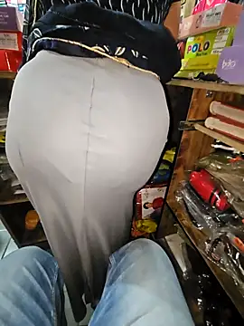 indianhotwife639 online show from January 18, 11:01 am