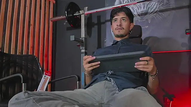 DimitriDeluxe online show from November 7, 8:12 pm