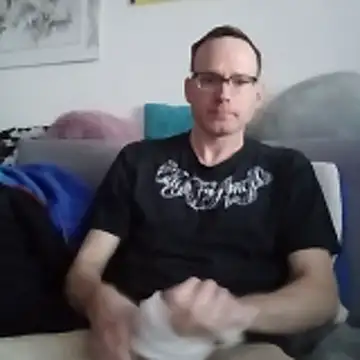 Patricknbg37 online show from April 29, 6:25 pm