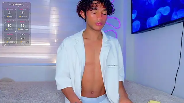 Aaron Wiinter online show from February 9, 4:55 pm