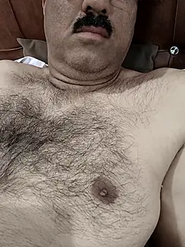 moonflower25 online show from December 14, 1:23 am