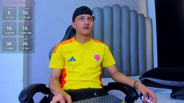  Leohot  online show from February 17, 3:38 am