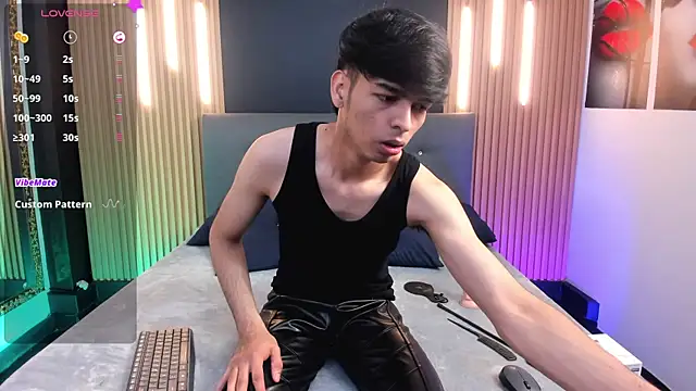 OnlyJos online show from November 17, 8:12 pm