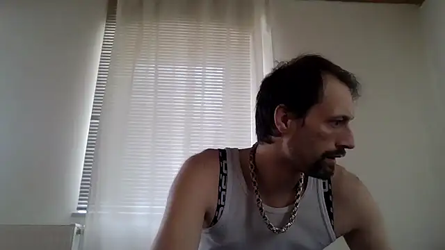 Snapshot of XLBarehengst chatting on September 29, 1:30 pm XLBarehengst online show from September 29, 1:30 pm