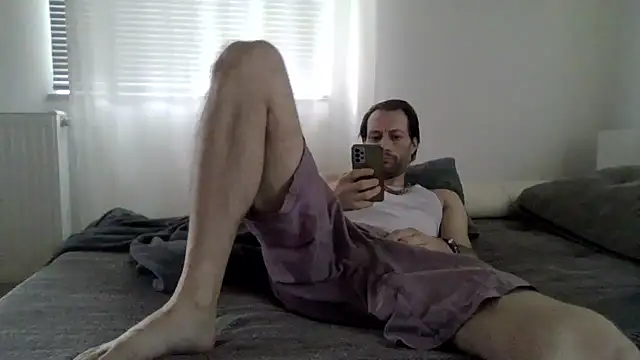 Snapshot of XLBarehengst chatting on October 22, 1:59 pm XLBarehengst online show from October 22, 1:59 pm