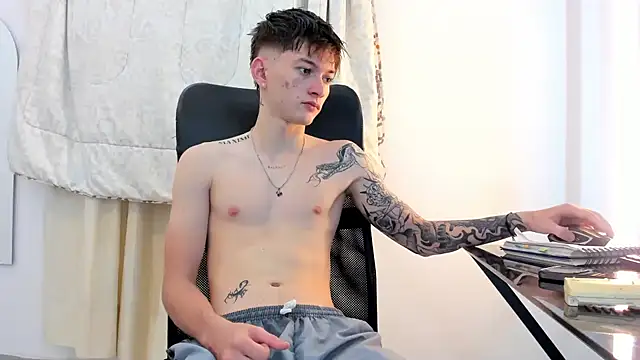 jake kylee online show from October 30, 10:00 pm