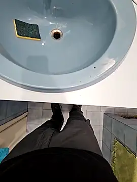 Stingles online show from October 12, 2:33 pm