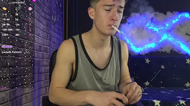 SirReed online show from December 4, 3:57 am