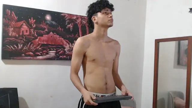 alice julls online show from October 31, 9:51 pm