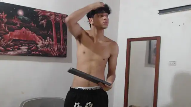 alice julls online show from November 23, 8:42 pm