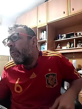 gigolobcn online show from April 5, 5:15 am