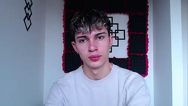 john vichenso online show from February 10, 8:02 pm