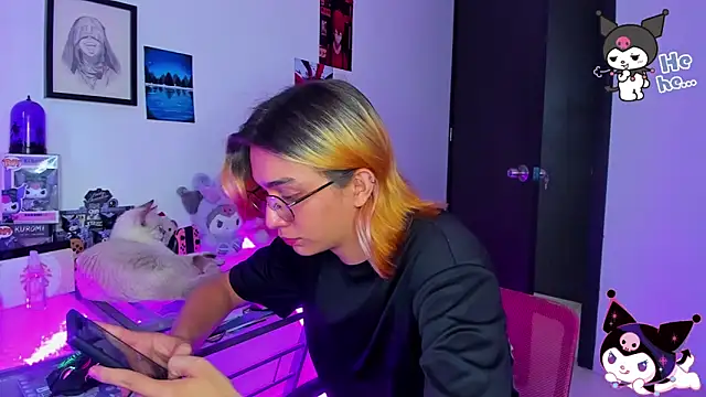 KeitaMoon online show from December 13, 8:37 pm