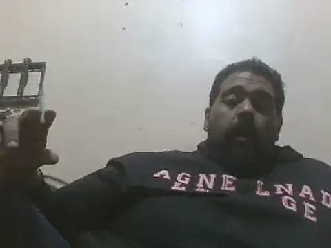 elpoop7305 online show from February 4, 10:05 pm