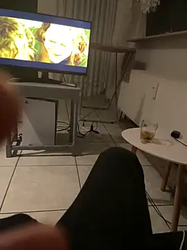 geilheit12 online show from December 18, 8:05 pm