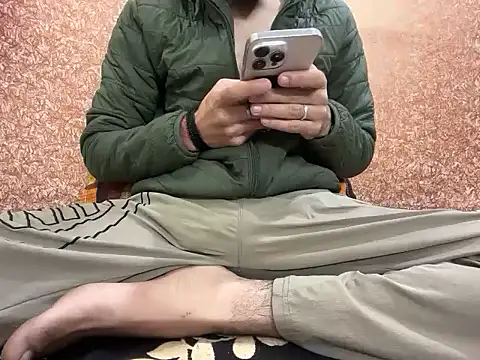 coupleyug online show from January 18, 11:23 am