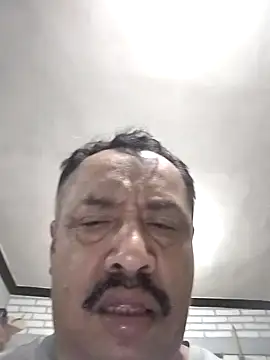 Snapshot of andreustoreto chatting on October 11, 11:53 pm andreustoreto online show from October 11, 11:53 pm