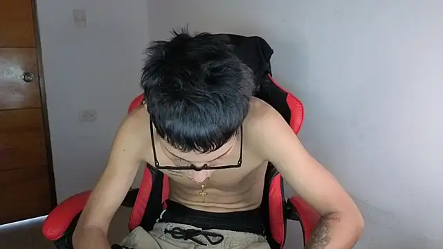 sung yol online show from April 16, 8:09 pm