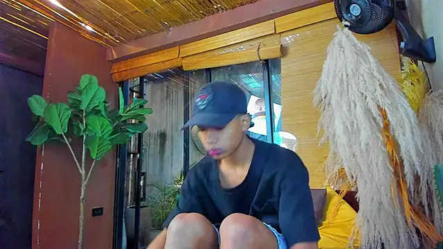 AlanCutee online show from November 30, 12:40 pm