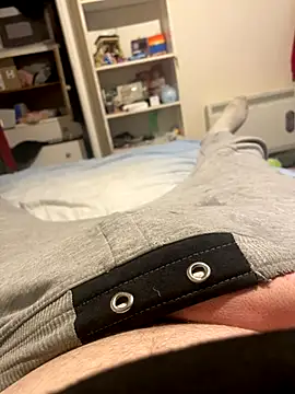 bigdicklad online show from December 17, 8:48 pm