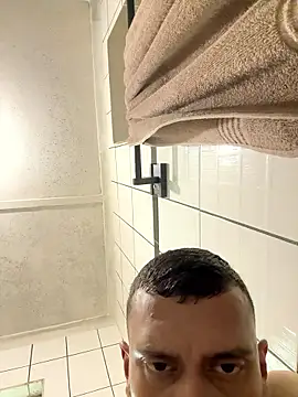 Smallboybigworld online show from January 11, 8:51 am