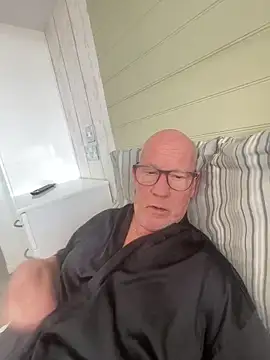 philefc online show from March 19, 9:45 am