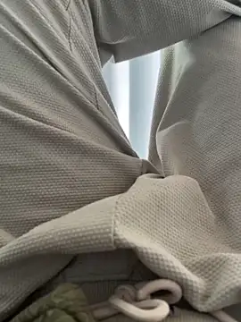 NoddingScorpion online show from April 21, 4:40 am