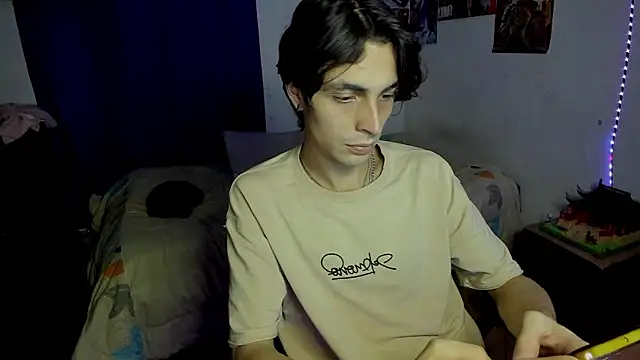 golden ryyan online show from March 12, 3:47 am