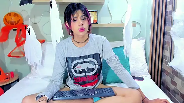 Dan Copers online show from October 22, 1:59 pm