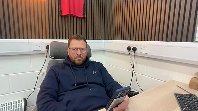 bilf1978 online show from March 5, 7:48 am