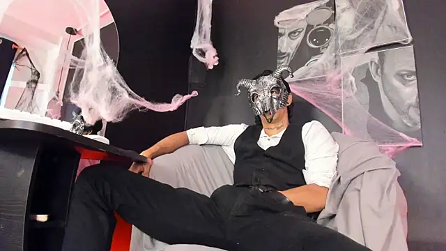Snapshot of jett_savage chatting on October 15, 2:46 pm jett savage online show from October 15, 2:46 pm