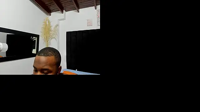 chrstian lewis1 online show from October 31, 11:13 am