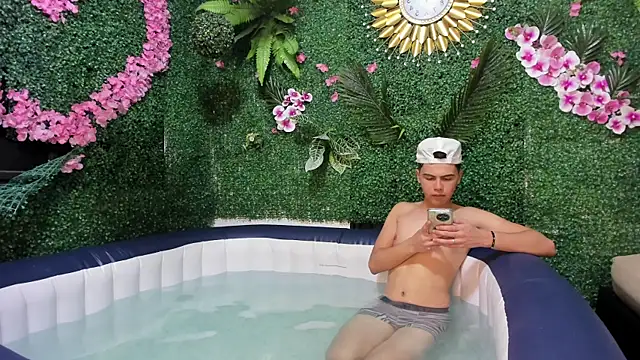 Felipe Cold online show from October 21, 3:09 am