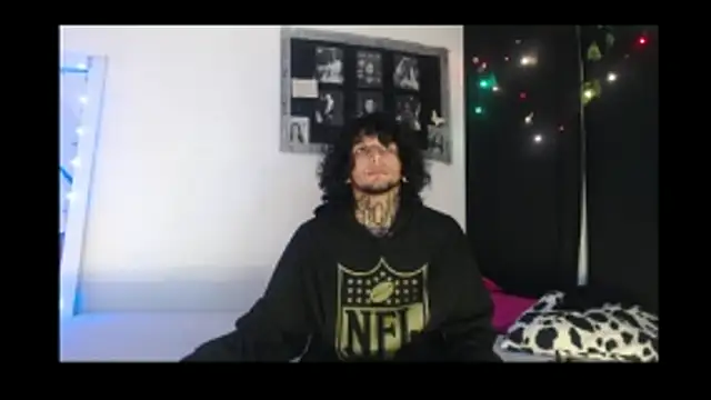 jayusak online show from November 8, 6:05 am