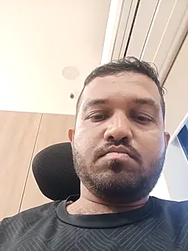 VJ17 online show from April 11, 10:30 am