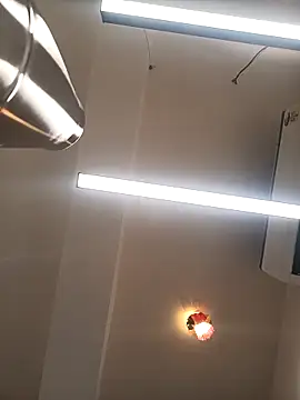 VJ17 online show from December 19, 4:31 am