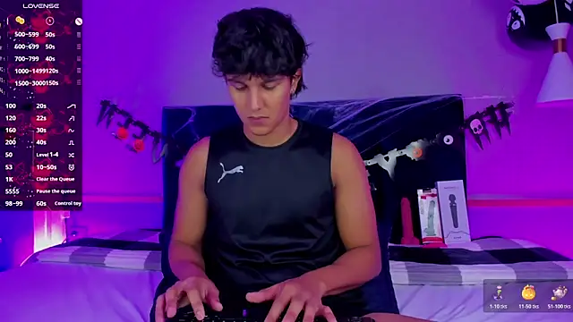 Leo Savage  online show from October 31, 4:25 am