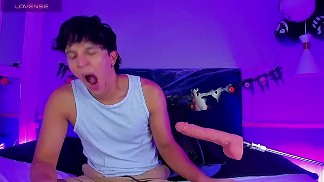 Leo Savage  online show from October 29, 4:37 am