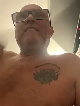 naughtygrandad1 online show from October 19, 12:04 am