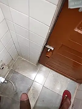 COme8989 online show from November 11, 11:59 am