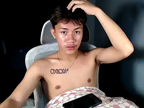 naughtyboyloy 0 online show from April 10, 6:59 pm