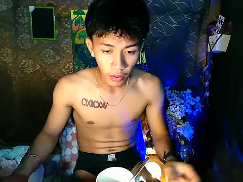 naughtyboyloy 0 online show from September 10, 3:32 pm