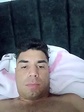 Ffeenniizz online show from February 8, 5:35 am