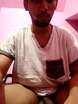 Snapshot of lustincognito01 chatting on September 26, 2:31 am lustincognito01 online show from September 26, 2:31 am