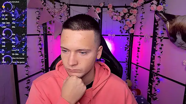 ZackNeal online show from October 20, 5:11 am