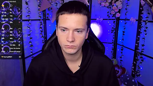 ZackNeal online show from October 17, 6:06 am
