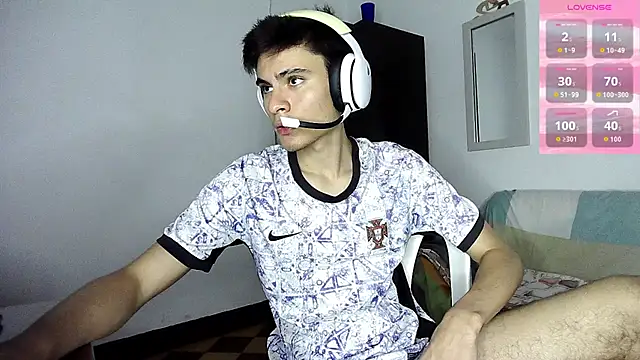 LeonScott 1 online show from October 15, 2:24 pm