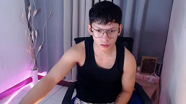 pinkcock froi2305 online show from April 9, 6:30 am